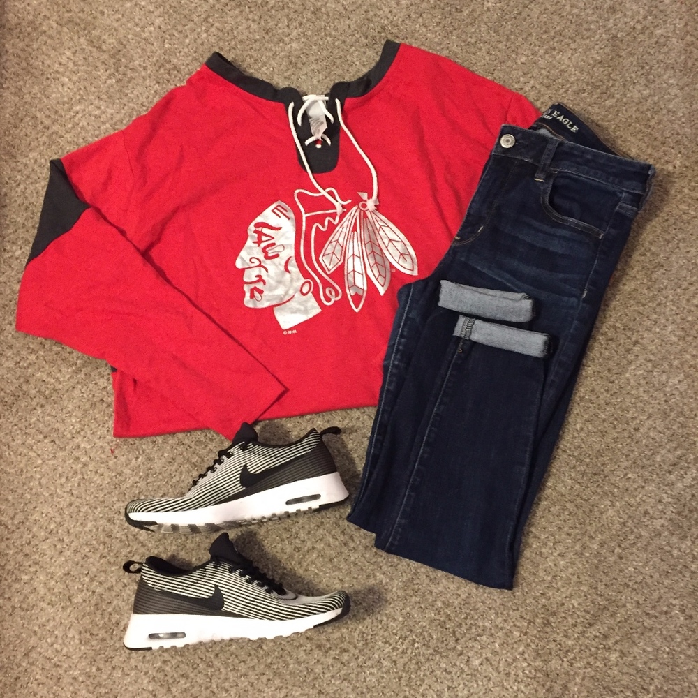 Chicago Blackhawks Lace Up Sweatshirt